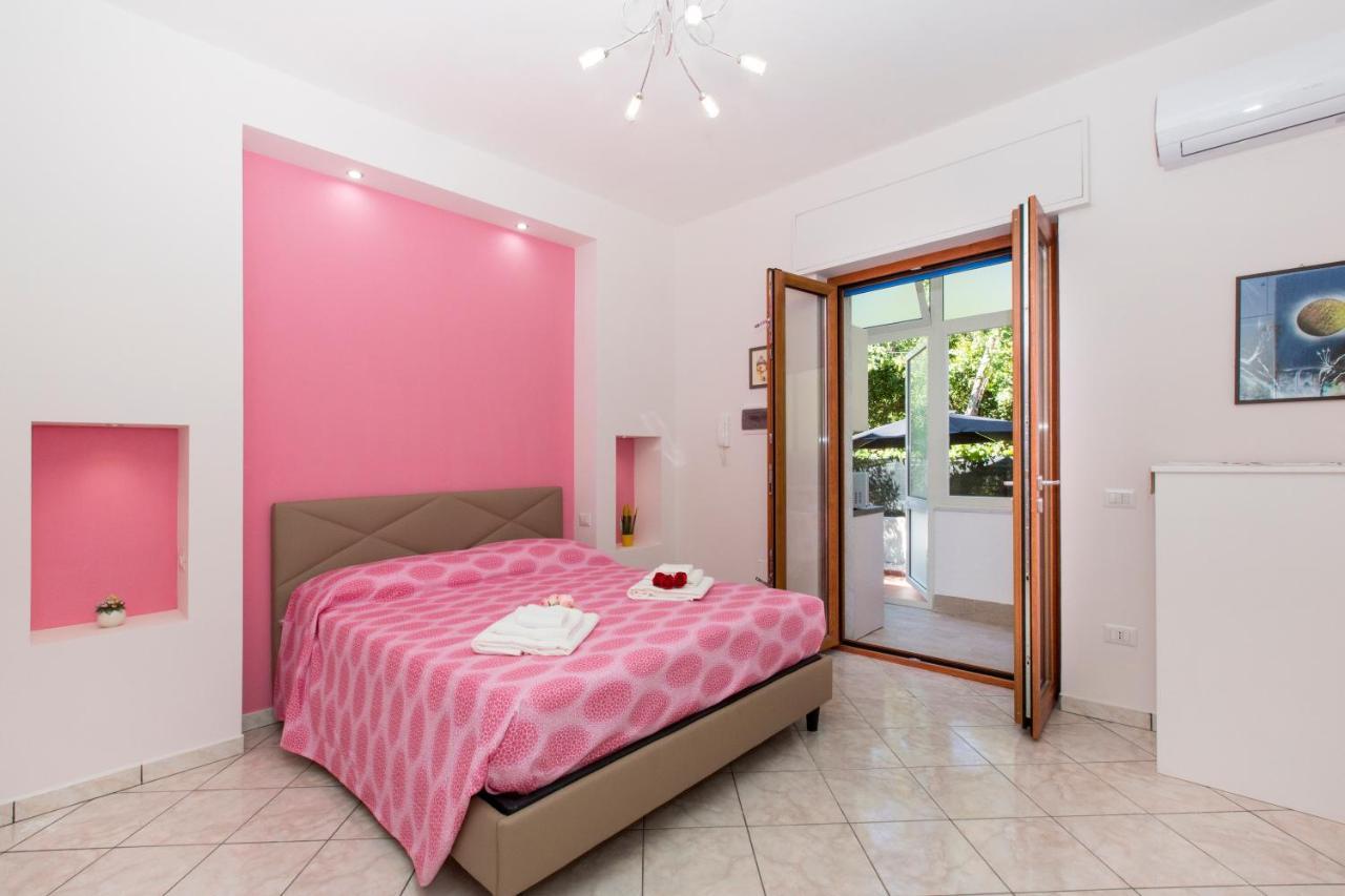 Le Tre Rose Villa ซานตาเญลโล ภายนอก รูปภาพ